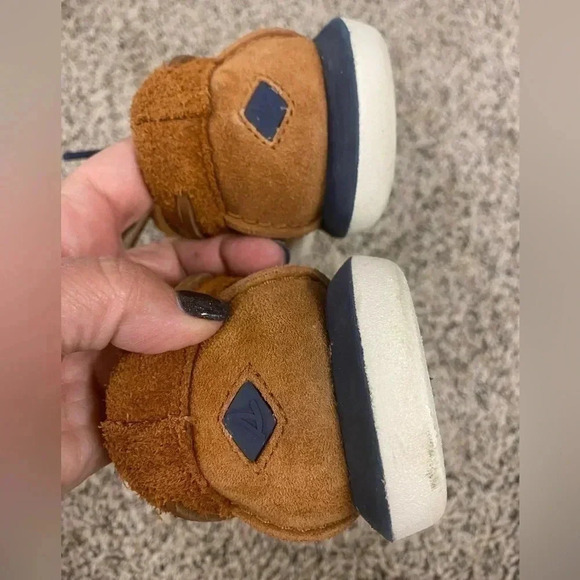 SUEDE SPERRY MEN”S TOPSIDERS 7.5. WORN 2x. EXCELLENT CONDITION - Picture 2 of 7